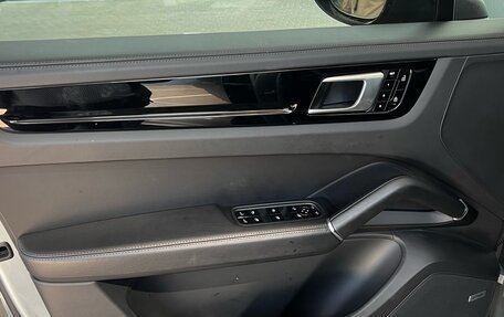 Porsche Cayenne III, 2020 год, 10 231 183 рублей, 7 фотография