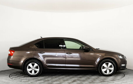 Skoda Octavia, 2018 год, 1 799 000 рублей, 4 фотография