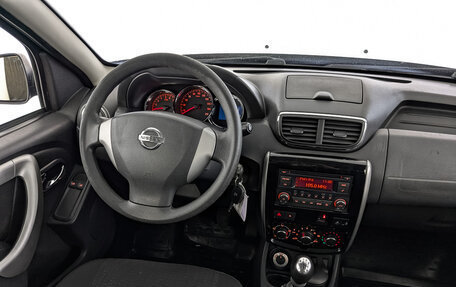 Nissan Terrano III, 2016 год, 1 050 000 рублей, 26 фотография