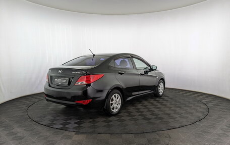 Hyundai Solaris II рестайлинг, 2015 год, 1 020 000 рублей, 19 фотография