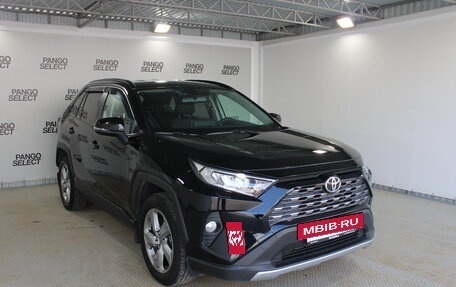 Toyota RAV4, 2021 год, 2 811 000 рублей, 3 фотография