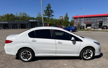 Peugeot 408 I рестайлинг, 2014 год, 550 000 рублей, 4 фотография