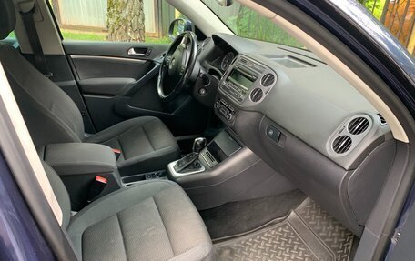 Volkswagen Tiguan I, 2011 год, 1 030 000 рублей, 5 фотография