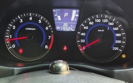 Hyundai Solaris II рестайлинг, 2012 год, 790 000 рублей, 4 фотография