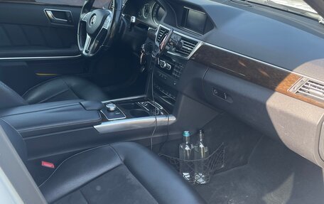 Mercedes-Benz E-Класс, 2013 год, 1 400 000 рублей, 7 фотография