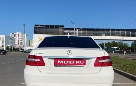 Mercedes-Benz E-Класс, 2013 год, 1 400 000 рублей, 4 фотография