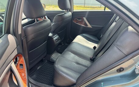 Toyota Camry, 2008 год, 980 000 рублей, 2 фотография