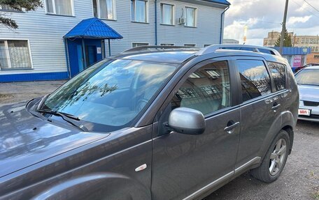 Mitsubishi Outlander III рестайлинг 3, 2008 год, 1 050 000 рублей, 3 фотография