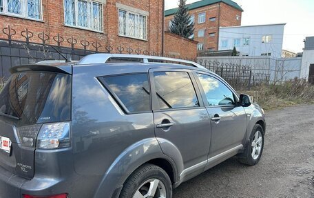Mitsubishi Outlander III рестайлинг 3, 2008 год, 1 050 000 рублей, 6 фотография