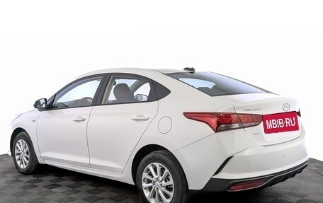 Hyundai Solaris II рестайлинг, 2021 год, 1 750 000 рублей, 7 фотография