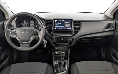 Hyundai Solaris II рестайлинг, 2021 год, 1 750 000 рублей, 14 фотография