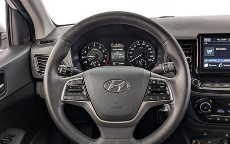Hyundai Solaris II рестайлинг, 2021 год, 1 750 000 рублей, 21 фотография