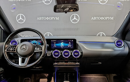 Mercedes-Benz GLA, 2020 год, 3 270 000 рублей, 14 фотография