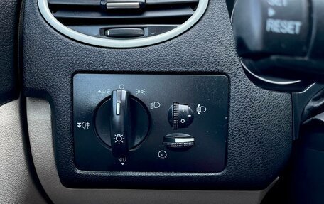 Ford Focus II рестайлинг, 2006 год, 420 000 рублей, 19 фотография