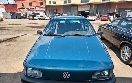 Volkswagen Passat B3, 1990 год, 250 000 рублей, 1 фотография