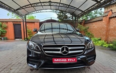 Mercedes-Benz E-Класс, 2018 год, 3 300 000 рублей, 1 фотография
