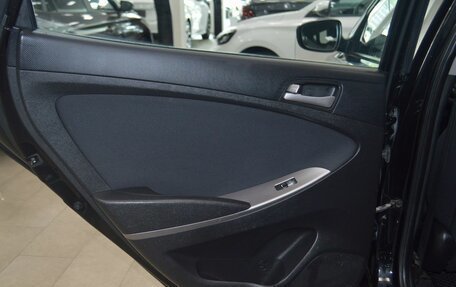 Hyundai Solaris II рестайлинг, 2015 год, 899 000 рублей, 27 фотография