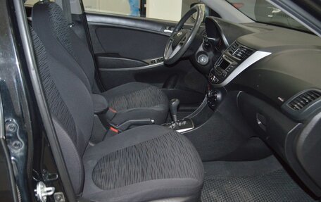Hyundai Solaris II рестайлинг, 2015 год, 899 000 рублей, 25 фотография