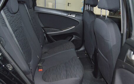 Hyundai Solaris II рестайлинг, 2015 год, 899 000 рублей, 29 фотография