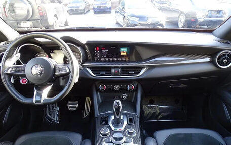 Alfa Romeo Stelvio, 2021 год, 5 372 191 рублей, 22 фотография