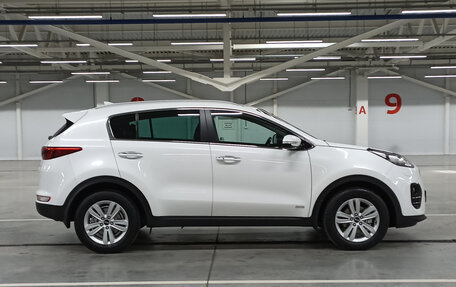 KIA Sportage IV рестайлинг, 2016 год, 2 100 000 рублей, 8 фотография