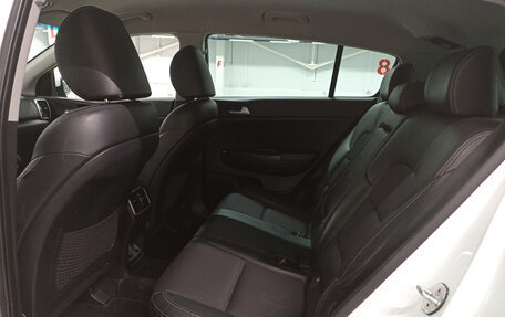 KIA Sportage IV рестайлинг, 2016 год, 2 100 000 рублей, 16 фотография