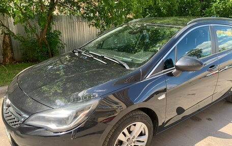 Opel Astra K, 2017 год, 1 070 000 рублей, 4 фотография