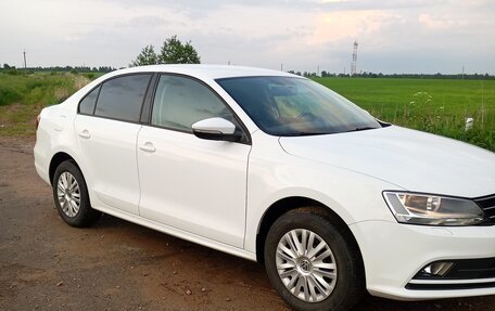 Volkswagen Jetta VI, 2016 год, 1 450 000 рублей, 2 фотография
