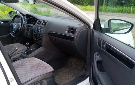 Volkswagen Jetta VI, 2016 год, 1 450 000 рублей, 7 фотография