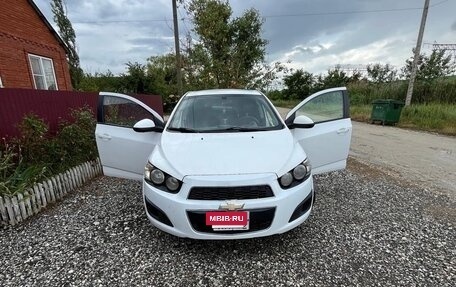 Chevrolet Aveo III, 2015 год, 590 000 рублей, 3 фотография