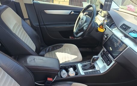 Volkswagen Passat B7, 2011 год, 1 500 000 рублей, 8 фотография