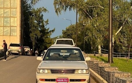 Toyota Mark II VIII (X100), 1993 год, 500 000 рублей, 2 фотография