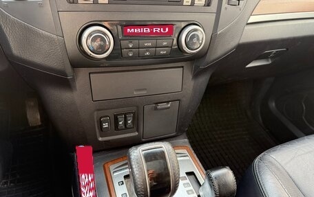 Mitsubishi Pajero IV, 2007 год, 1 095 000 рублей, 19 фотография