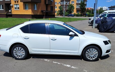 Skoda Octavia, 2018 год, 1 350 000 рублей, 6 фотография