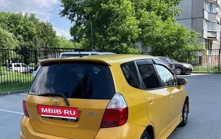 Honda Fit III, 2004 год, 480 000 рублей, 7 фотография