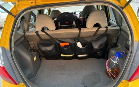 Honda Fit III, 2004 год, 480 000 рублей, 17 фотография