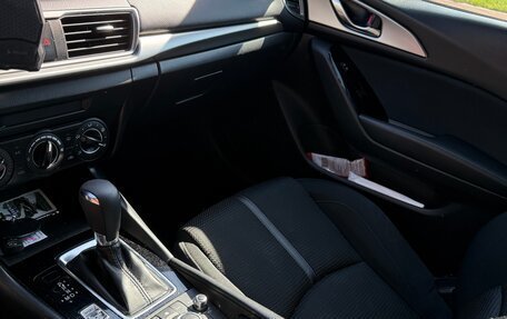 Mazda 3, 2018 год, 1 450 000 рублей, 6 фотография