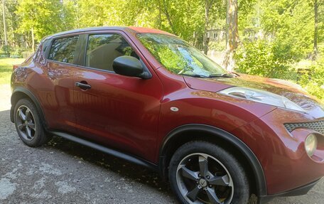 Nissan Juke II, 2011 год, 950 000 рублей, 3 фотография