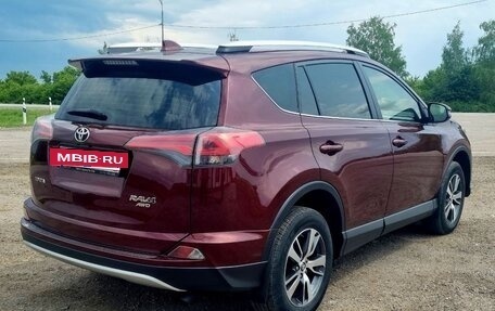 Toyota RAV4, 2015 год, 2 315 000 рублей, 6 фотография