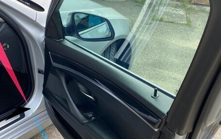BMW 5 серия, 2013 год, 1 800 000 рублей, 21 фотография
