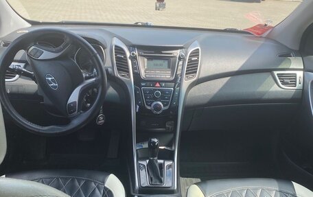 Hyundai i30 II рестайлинг, 2012 год, 1 200 000 рублей, 5 фотография