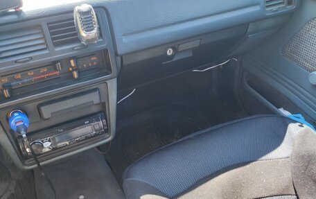 Mazda 323, 1987 год, 90 000 рублей, 3 фотография