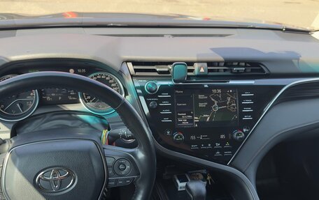 Toyota Camry, 2020 год, 2 700 000 рублей, 7 фотография