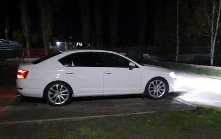 Skoda Octavia, 2015 год, 1 250 000 рублей, 2 фотография