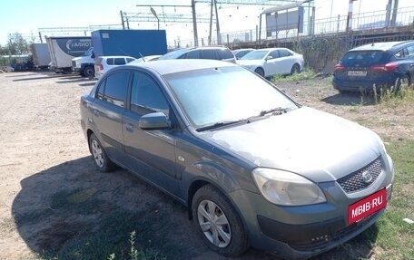 KIA Rio II, 2005 год, 280 000 рублей, 2 фотография