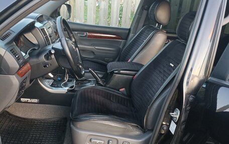 Toyota Land Cruiser Prado 120 рестайлинг, 2005 год, 1 435 000 рублей, 2 фотография