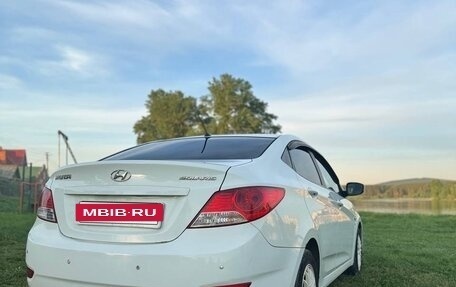 Hyundai Solaris II рестайлинг, 2013 год, 650 000 рублей, 3 фотография