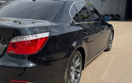 BMW 5 серия, 2007 год, 1 200 000 рублей, 3 фотография