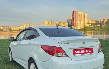 Hyundai Solaris II рестайлинг, 2013 год, 650 000 рублей, 5 фотография