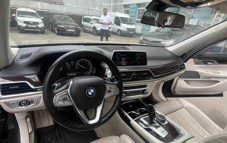 BMW 7 серия, 2015 год, 3 399 000 рублей, 13 фотография